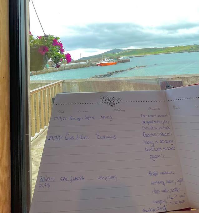 Cosy Portmor Log Cabin- Sea Views, Deck & Relaxation Malin Head Exterior photo