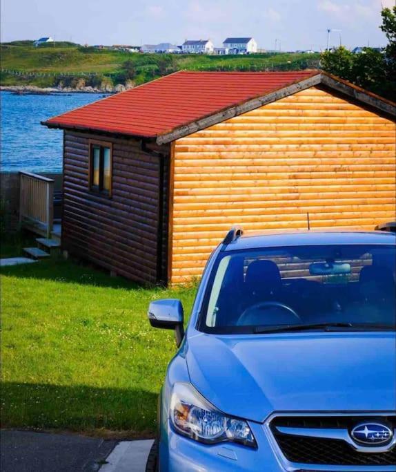 Cosy Portmor Log Cabin- Sea Views, Deck & Relaxation Malin Head Exterior photo